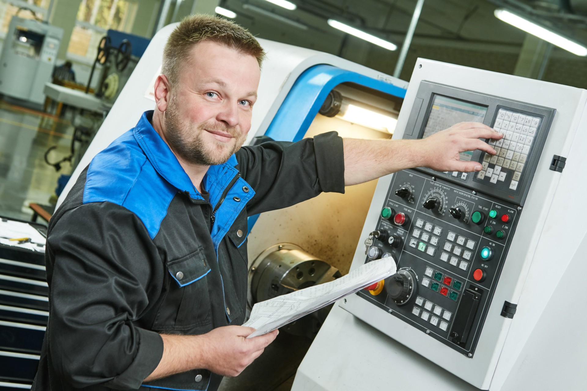 CNC-Maschinenbediener (m/w/d) in Großalmerode (ab 15,38€ - 17,25 €)
